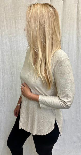 Cotton Linen Jersey 3/4 Sleeve V-Neck Top (Other color available)