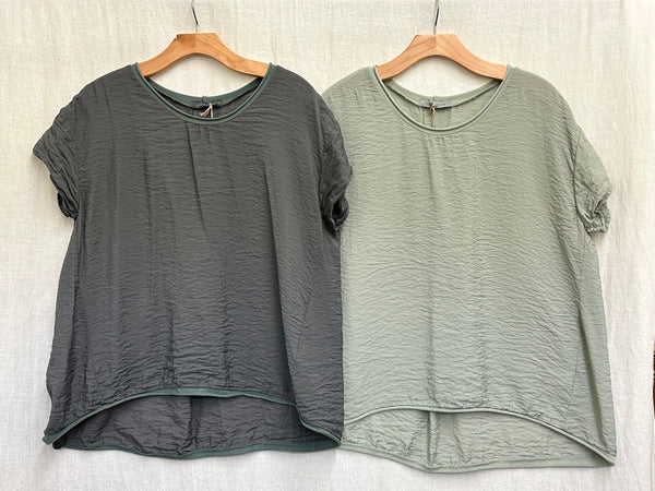 Rayon Parachute Back Pleat Top (Other color available)