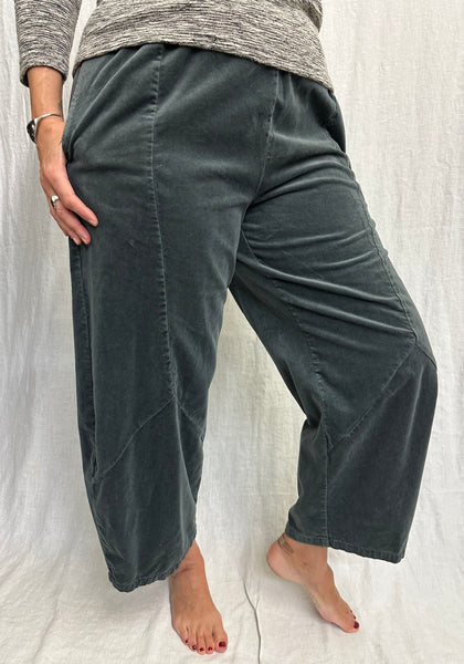 Soft Cotton Velvet Barrel Crop Pant