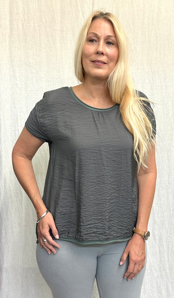 Rayon Parachute Back Pleat Top (Other color available)