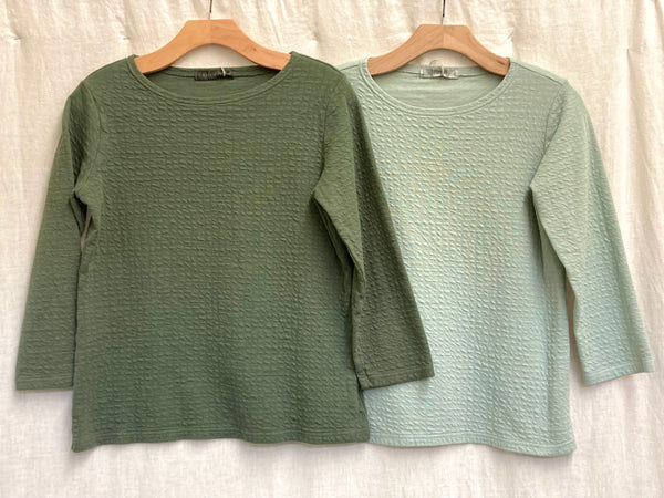 Cotton Puckered Double Cloth 3/4 Sleeve Boatneck Top (Other color available)