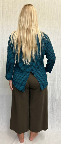 Black and White Crinkle Plaid 3/4 Sleeve Split Back Top (Other color available)