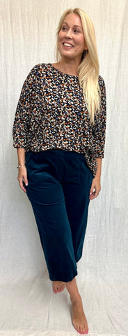 Cotton Mini Cord Easy Crop Pant (More colors available)