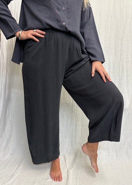 Tencel Mini Check Cropped Pant with Darts (Other color available)